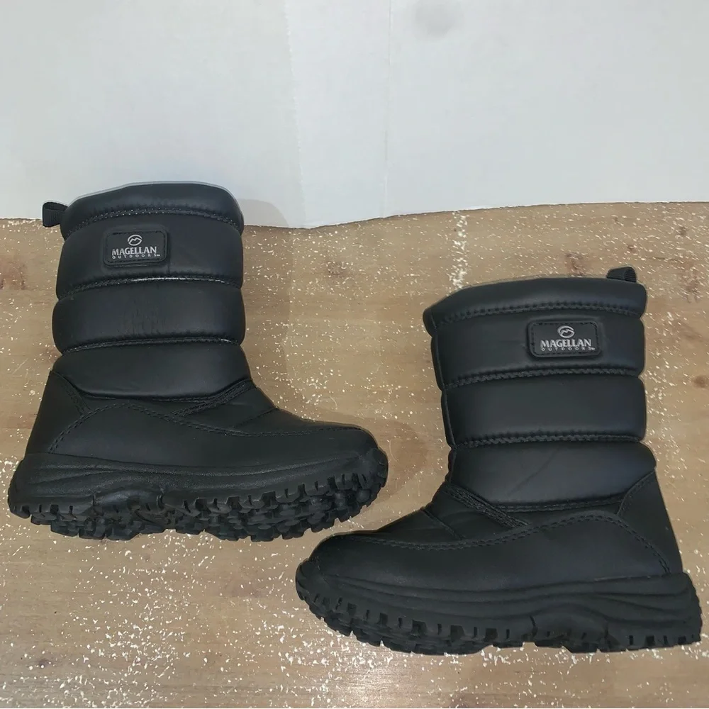 2 FOR $15 Magellan Outdoors Black Snow Boots Size Youth 12 Little Kids